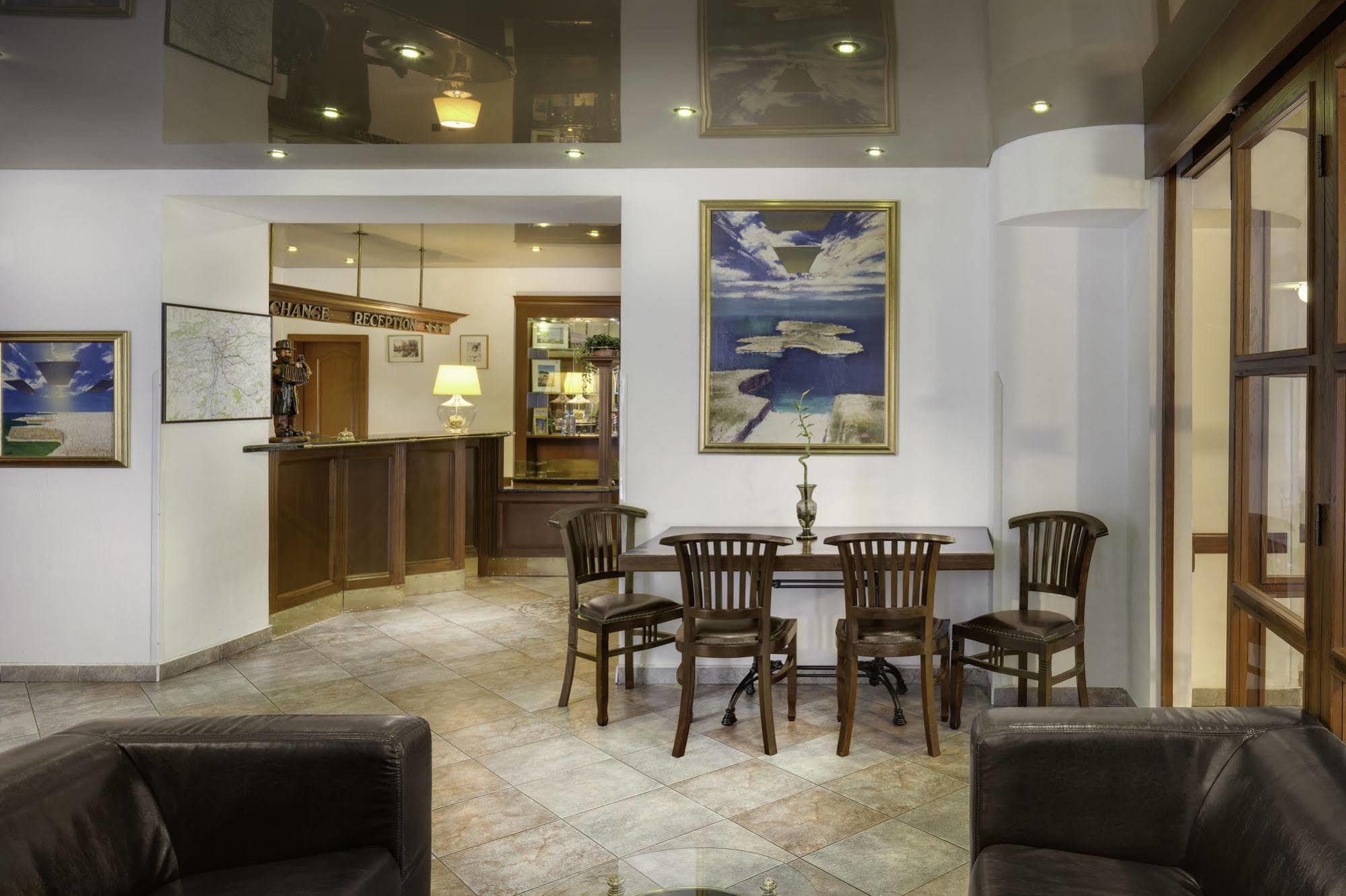 Hotel Otar ปราก ภายนอก รูปภาพ